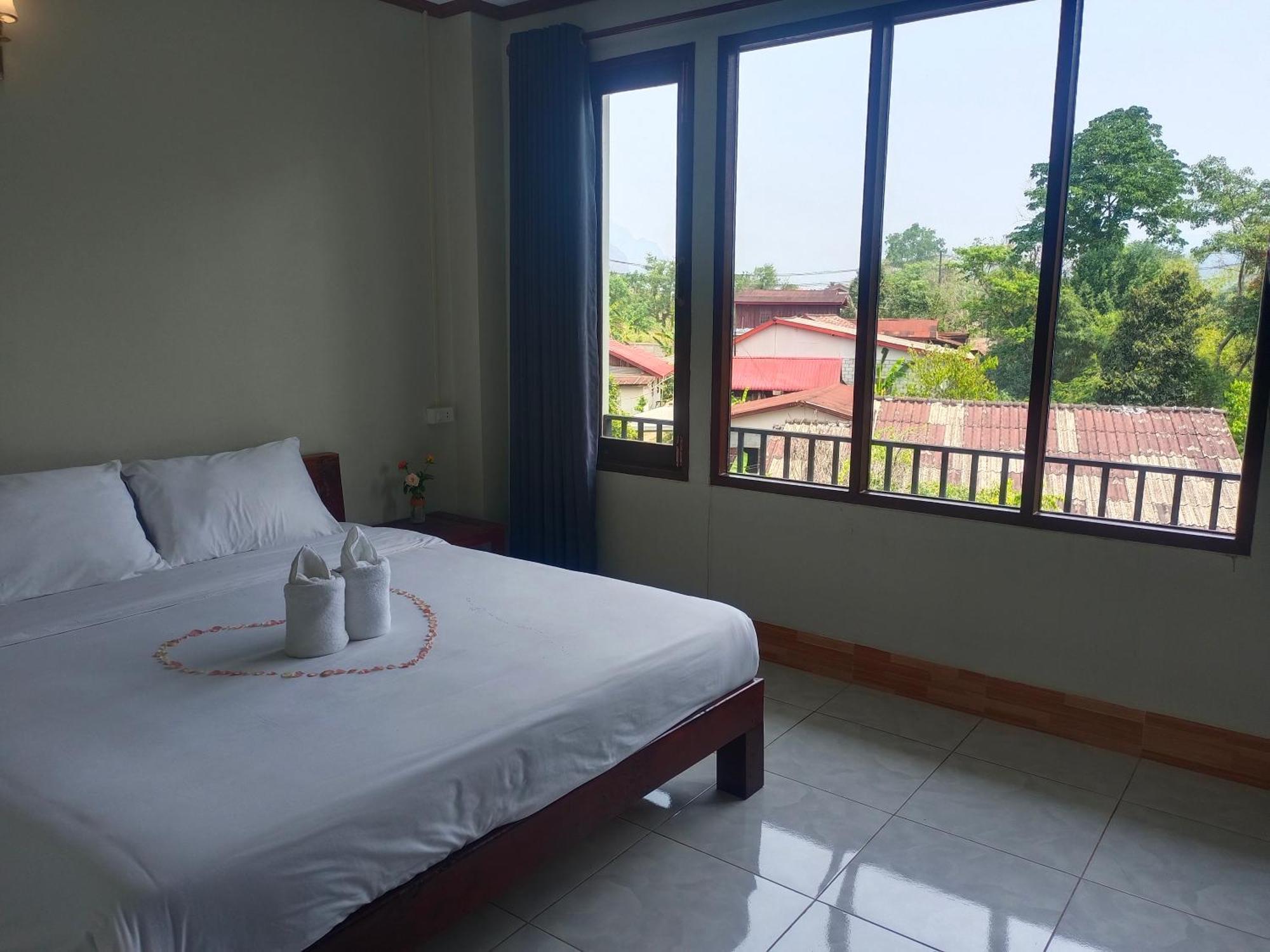 Vang Vieng Champa Hotel Exterior foto