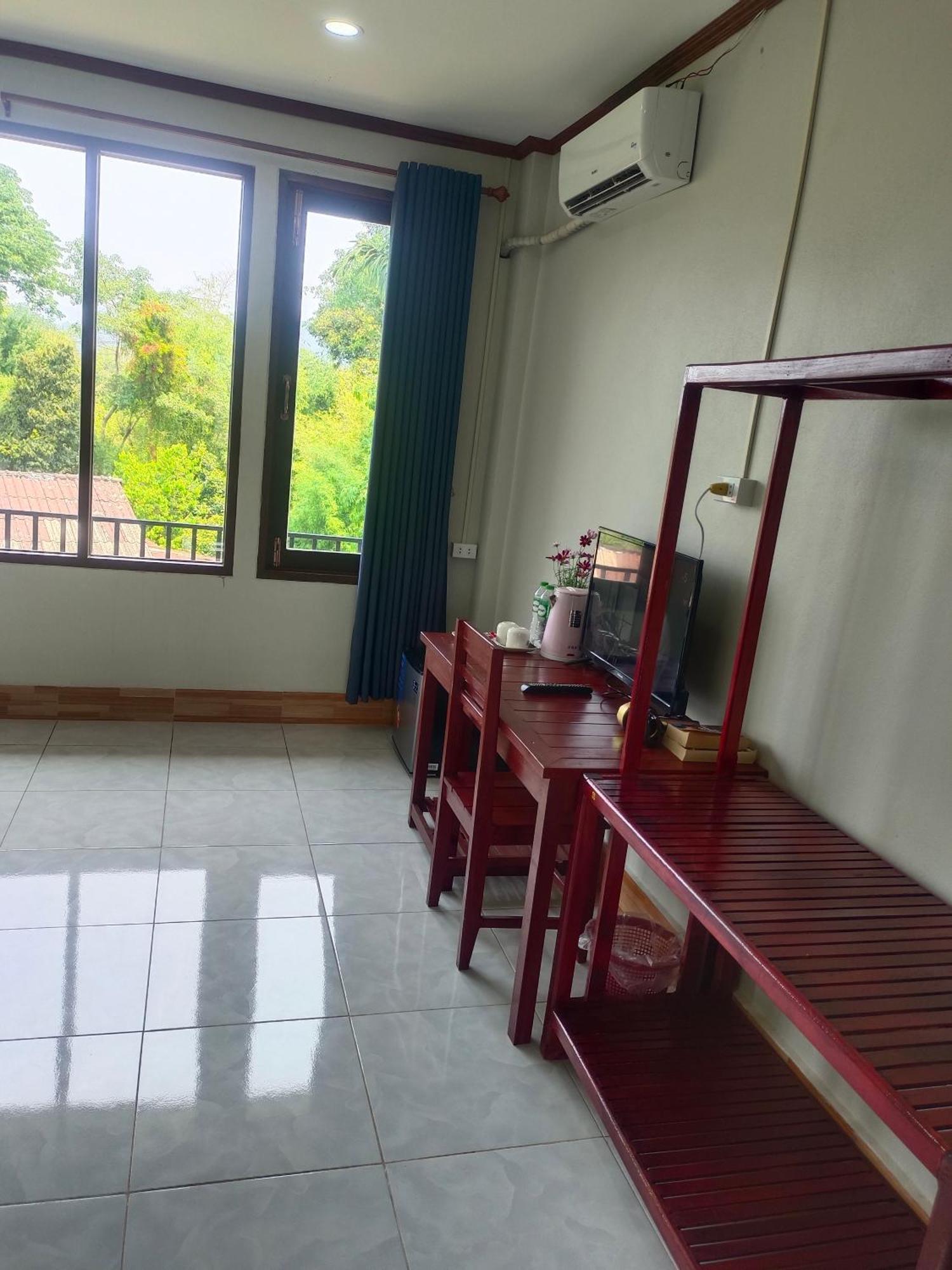 Vang Vieng Champa Hotel Exterior foto