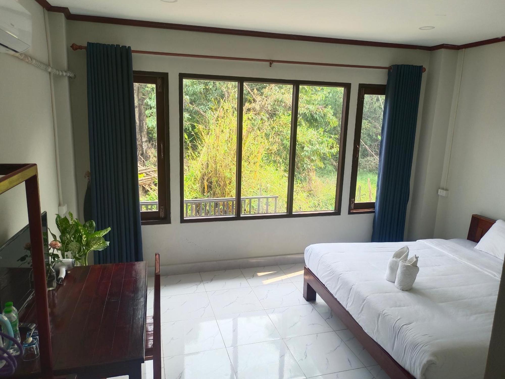 Vang Vieng Champa Hotel Exterior foto