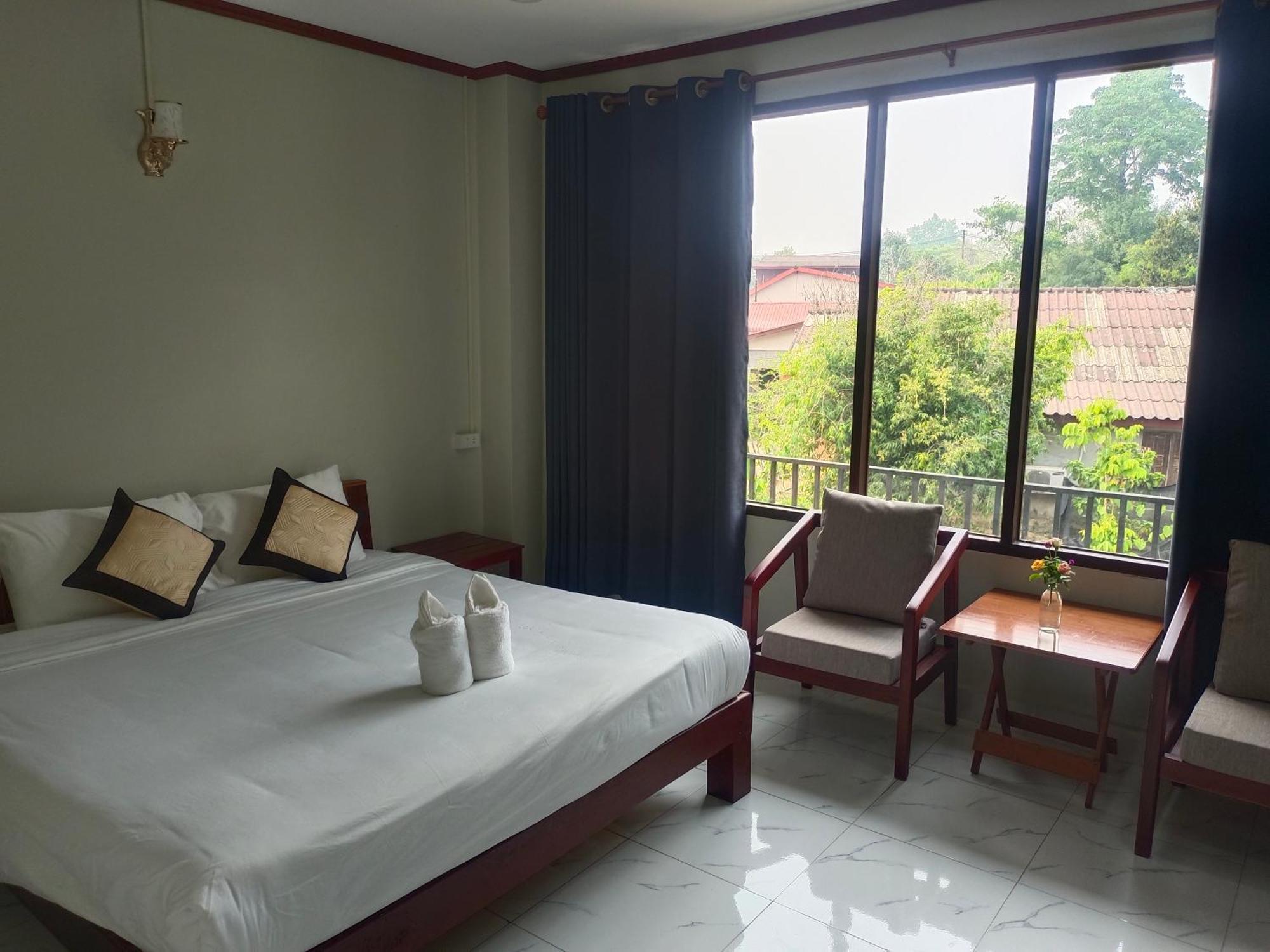 Vang Vieng Champa Hotel Exterior foto