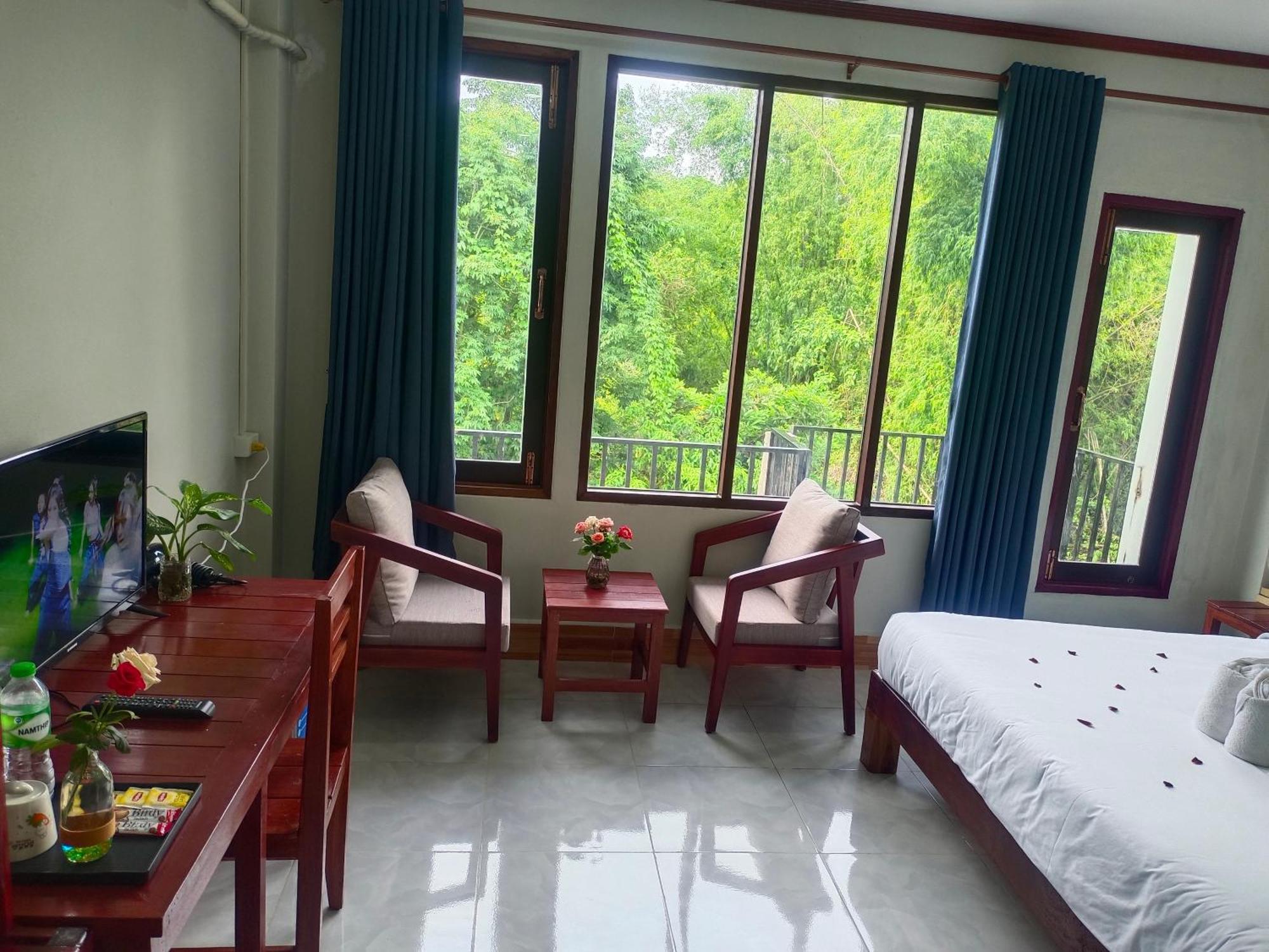 Vang Vieng Champa Hotel Exterior foto