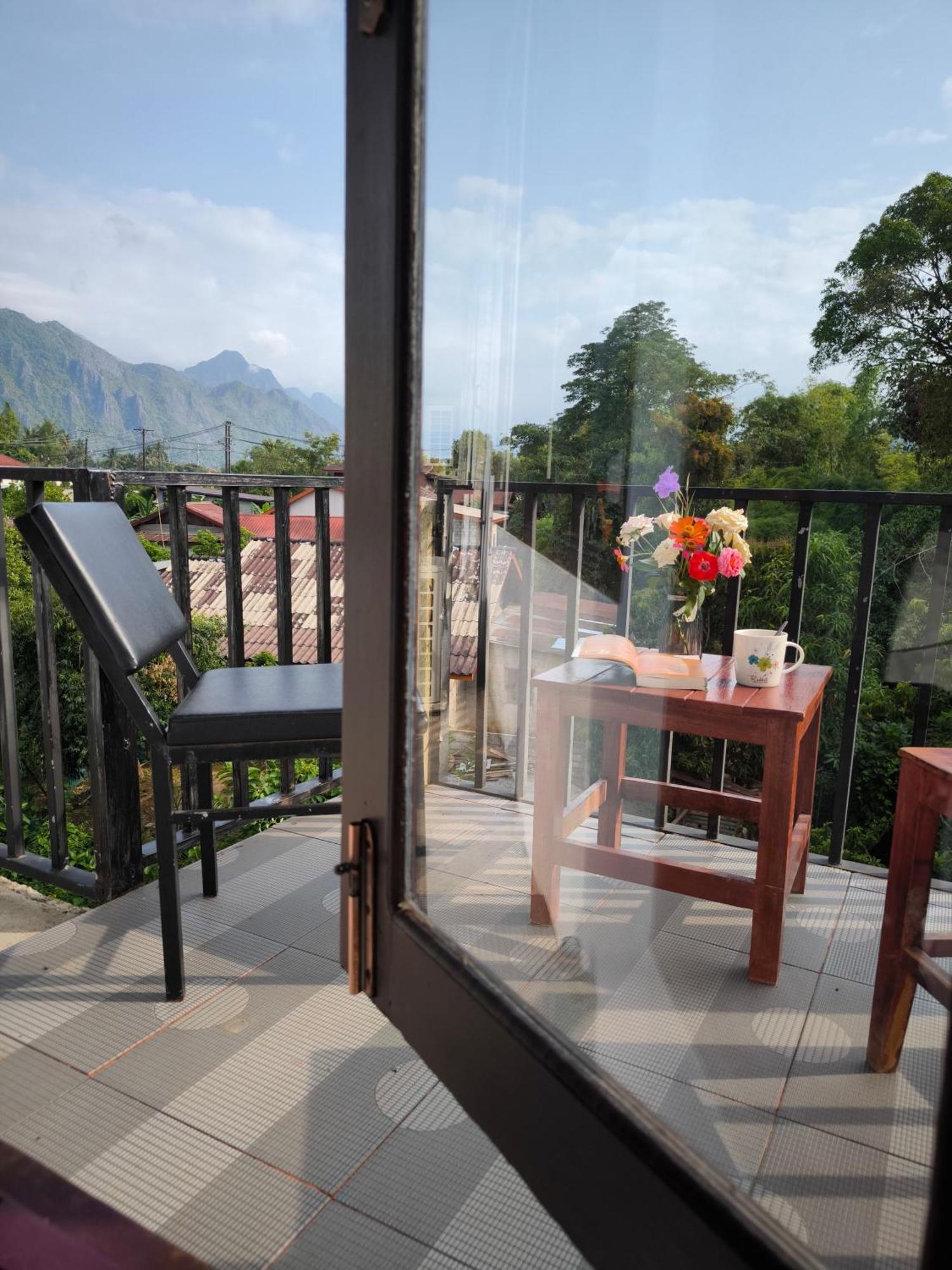 Vang Vieng Champa Hotel Exterior foto